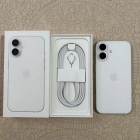 美品！iPhone 16ホワイト SIMフリー