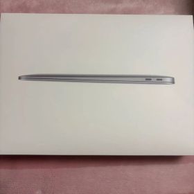 Apple MacBook Air (M1, 13インチ)
