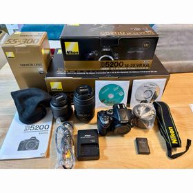 ニコン(Nikon)のNikon D5200 Wズームキット BLACK(デジタル一眼)