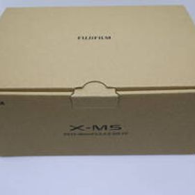 美品 FUJIFILM X-M5 XC15-45mmレンズキット ブラック