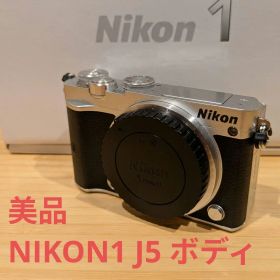 美品 Nikon 1 J5 ボディ