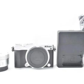 Nikon 1 J5 シルバー 10-30mm レンズキット