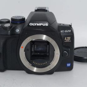 OLYMPUS E-620