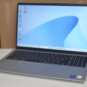中古良品ノートパソコン DELL Inspiron 15 3530 Windows11+office 爆速SSD1TB core i7-1355U/メモリ16GB /15.6インチ/webカメラ/無線内蔵