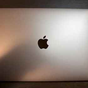 MacBookAir M1チップ メモリ16GB ストレージ256GB 美品
