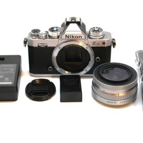 ショット数247回！■ほぼ新品■ Nikon Z fc レンズキット NIKKOR Z DX 16-50mm f/3.5-6.3 VR シルバー ＊26407