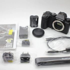 ショット数18回【ほぼ新品】富士フィルム FUJIFILM X-S20 多言語モデル 動作確認済 バッテリー