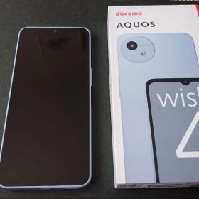 docomo AQUOS wish 4 ライトブルー