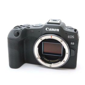 【中古】 《美品》 Canon EOS R8 ボディ [ デジタルカメラ ]