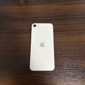 Apple iPhone SE 第3世代 本体 128GB スターライト