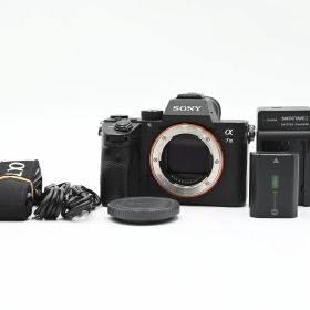 SONY ソニー α7III ILCE-7M3 ミラーレス一眼カメラ ボディ(ショット数62782枚)(35言語) ミラーレス一眼レフカメラ 【中古】