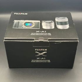 【美品】 FUJIFILM X-A1 ダブルズームレンズキット シルバー