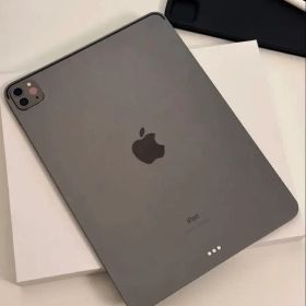 iPad Pro 11インチ Magic KB & apple Pencil付き