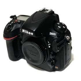☆撮影数35600回以下☆Nikon D800E ボディセットFX希少フルサイズ