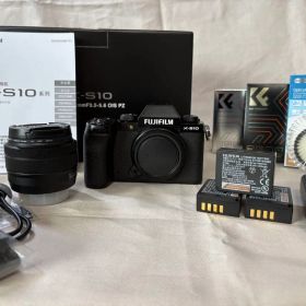 美品FUJIFILM X-S10 ブラック 本体 + レンズ+その他