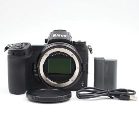 ■シャッター数9583枚！新品同様■ Nikon Z6 ボディ ミラーレス一眼カメラ ニコン