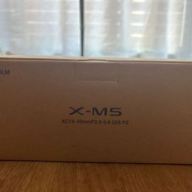 【新品】FUJIFILM X-M5 XC15-45mmレンズキット シルバー