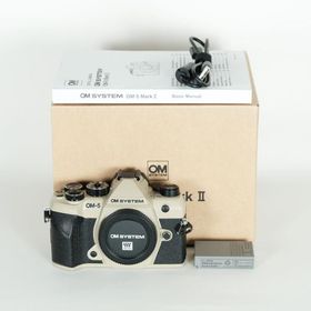 [美品 | シャッター数1,030回] OM SYSTEM OM-5 Mark II ボディ サンドベージュ | マイクロフォーサーズマウント