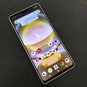 docomo AQUOS R8 ホワイト AQUOS R8 新品 58,080円 中古 37,800円 | ネット最安値の価格比較