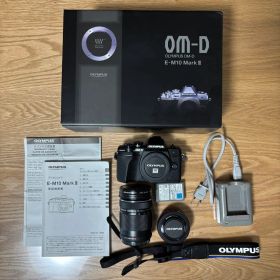 OM-D E-M10 Mark III ダブルズーム