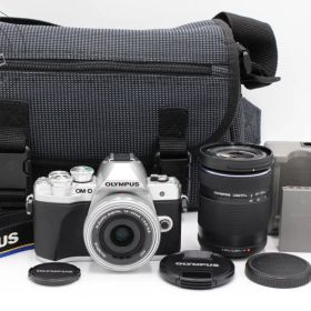 極上品☆OLYMPUS オリンパス OM-D E-M10 Mark III EZ ダブルズームキット シルバー ###10657/58/59