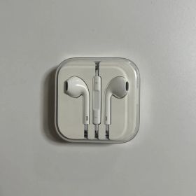 Apple EarPods ホワイト iPhone イヤホン