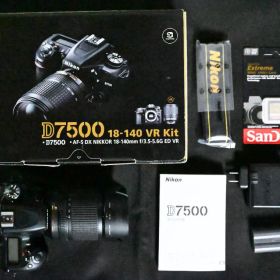 【撮影枚数3,798枚】ニコンD7500 18-140 キット+ SD128ギガ