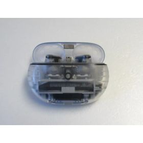 【中古品】Beats Studio Buds + ビーツ ノイズキャンセリング ワイヤレスイヤホン トランスペアレント Beats by Dr. Dre 送料無料！