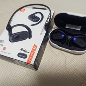 美品 JBL SOUNDGEARSENSE オープンイヤーイヤホン 24時間 Type-c 首掛 別売りケース付属 ヘッドセット マルチポイント IP54防水 Bluetooth