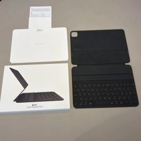 Apple Smart Keyboard Folio 11インチ