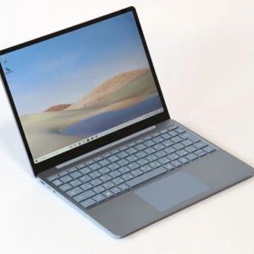 Surface laptop go （アイスブルー）