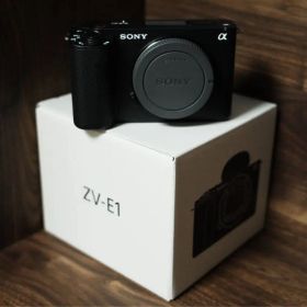 SONY ZV-E1