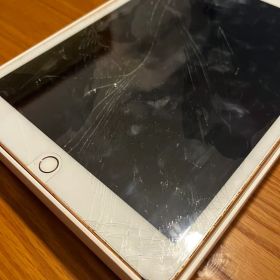 【ジャンク】iPad 第7世代 本体 ゴールド A2198
