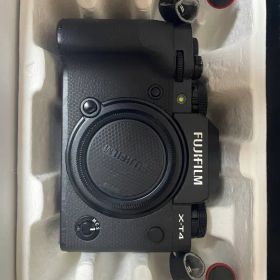 FUJIFILM X-T4