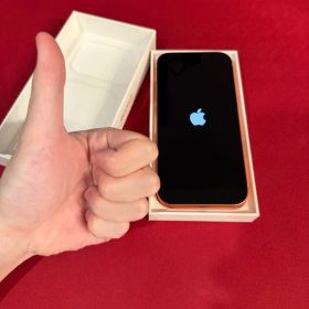 超絶美品 iPhone17 pro 256gb コズミックオレンジ