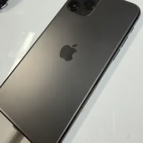 Apple iPhone 11 Pro 新品¥26,000 中古¥18,000 | 新品・中古のネット最
