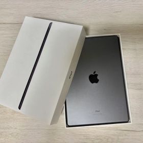 iPad 第８世代 wi-fi モデル 128GB スペースグレー