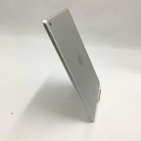 Apple iPad 第6世代 32GB シルバー Wi-Fi 動作確認済 【全額返金保証】【最速発送】