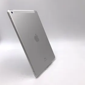 Apple iPad 第8世代 32GB シルバー WiFi+Cellular docomo 白ロム 動作確認済【全額返金保証】【最速発送】