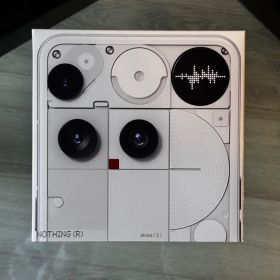 Nothing Phone (3) ホワイト 日本国内版