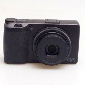 【中古】 (リコー) RICOH GR III HDF【中古カメラ コンパクトデジカメ】 ランク：AB
