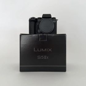 Panasonic LUMIX S5IIX DC-S5M2X