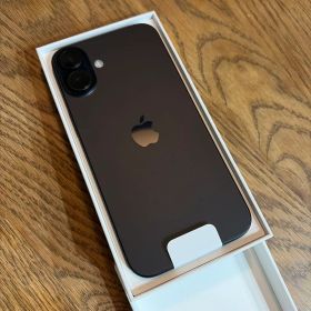 【新品未使用】iPhone 16 Plus 512GB ブラック 本体