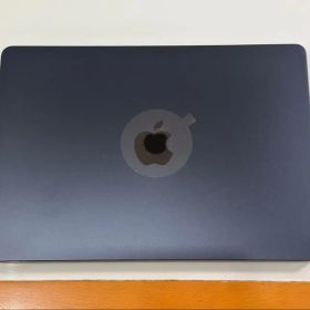 Apple 2025 MacBook Air M4 メモリ16GB ミッドナイト