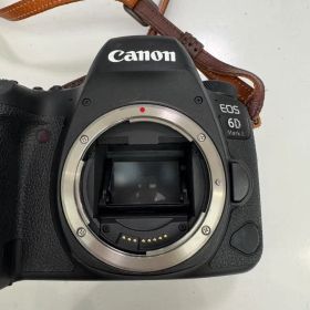 Canon EOS 6D Mark II デジタル一眼レフカメラ
