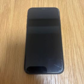 Apple iPhone 11 ブラック SIMフリー