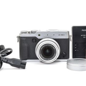FUJIFILM 富士フィルム X30 シルバー フジ フジフイルム 富士フィルム リアルタイム・ビューファインダー 搭載 コンパクトデジタルカメラ コンデジ デジカメ [美品]