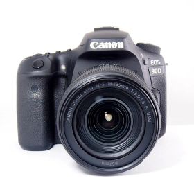 【中古】(キヤノン) Canon EOS 90D/EF-S18-135 IS USM レンズキツト