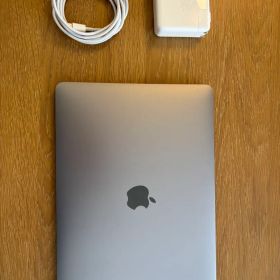Apple MacBook Pro 2020 13インチ
