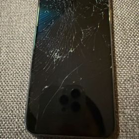 iPhone Xs 256gb本体 バッテリー残量85% ひび割れあり